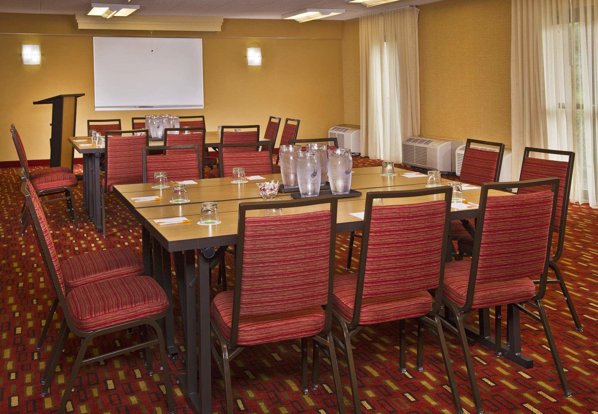 Courtyard By Marriott New Carrollton Landover Exterior foto