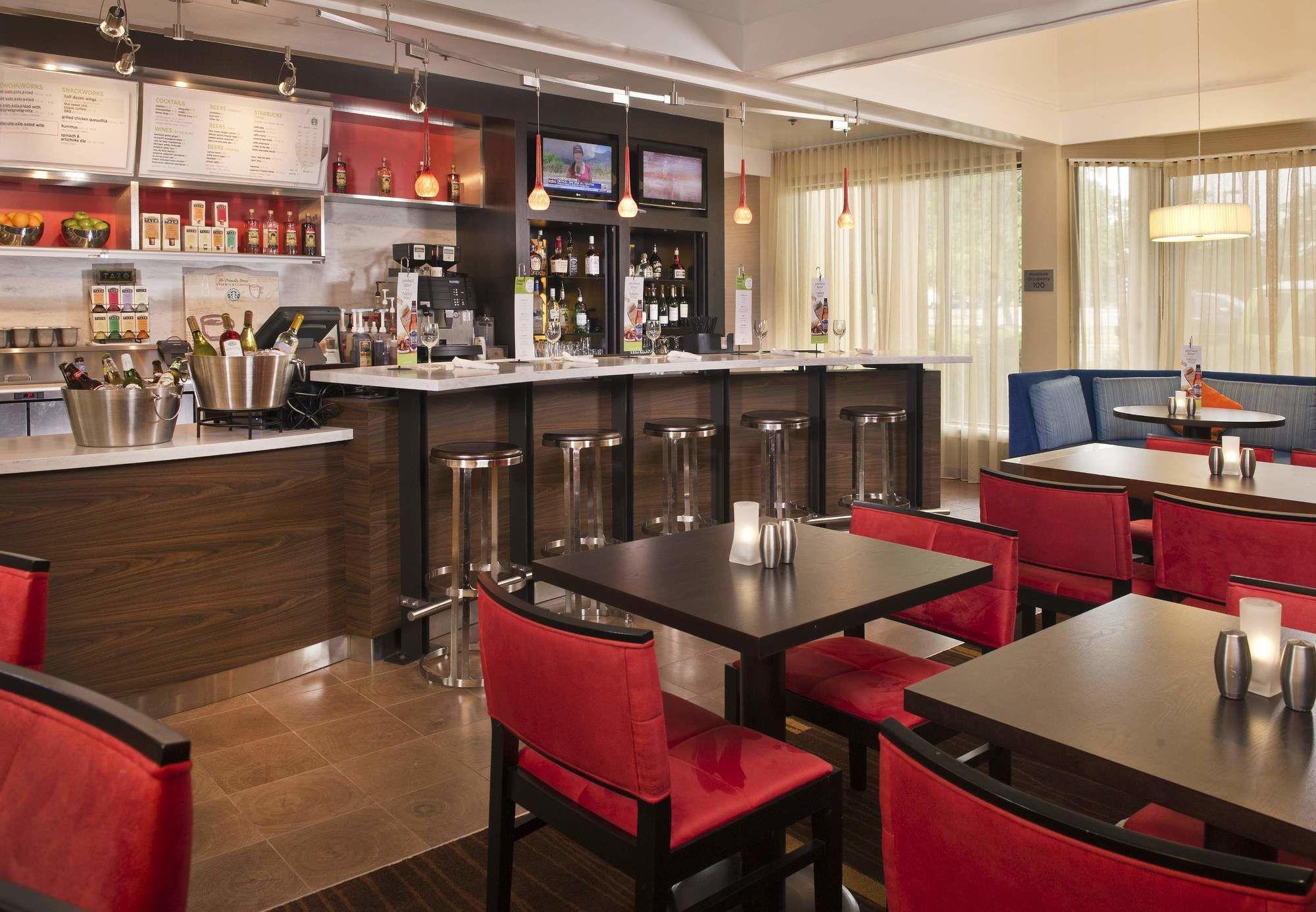 Courtyard By Marriott New Carrollton Landover Exterior foto