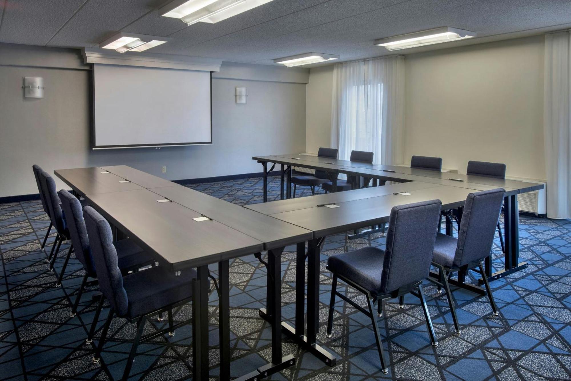 Courtyard By Marriott New Carrollton Landover Exterior foto