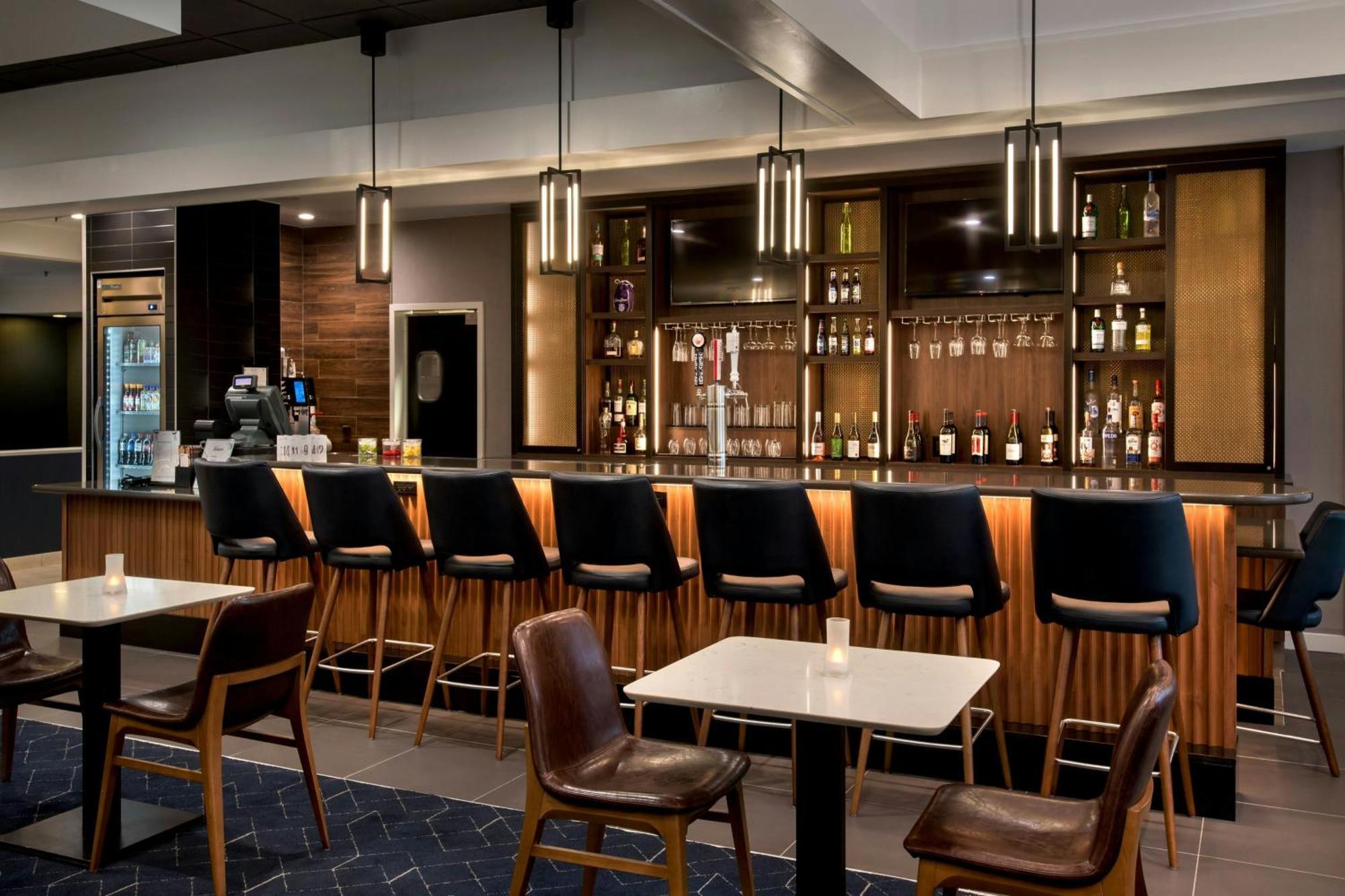 Courtyard By Marriott New Carrollton Landover Exterior foto